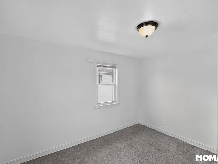 220 Michael Ave — Photo 14
