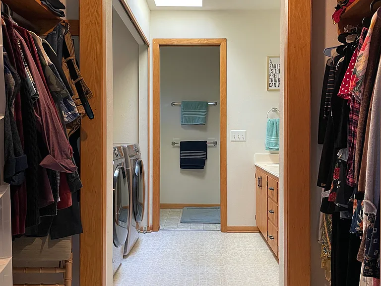 2018 Greenbriar Cir — Photo 15