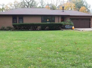 7520 W Lancaster Rd, Peoria, IL 61607