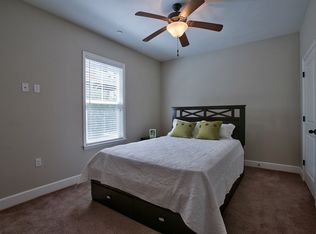 1864 Belle Vue Way #235, Tallahassee, FL 32304