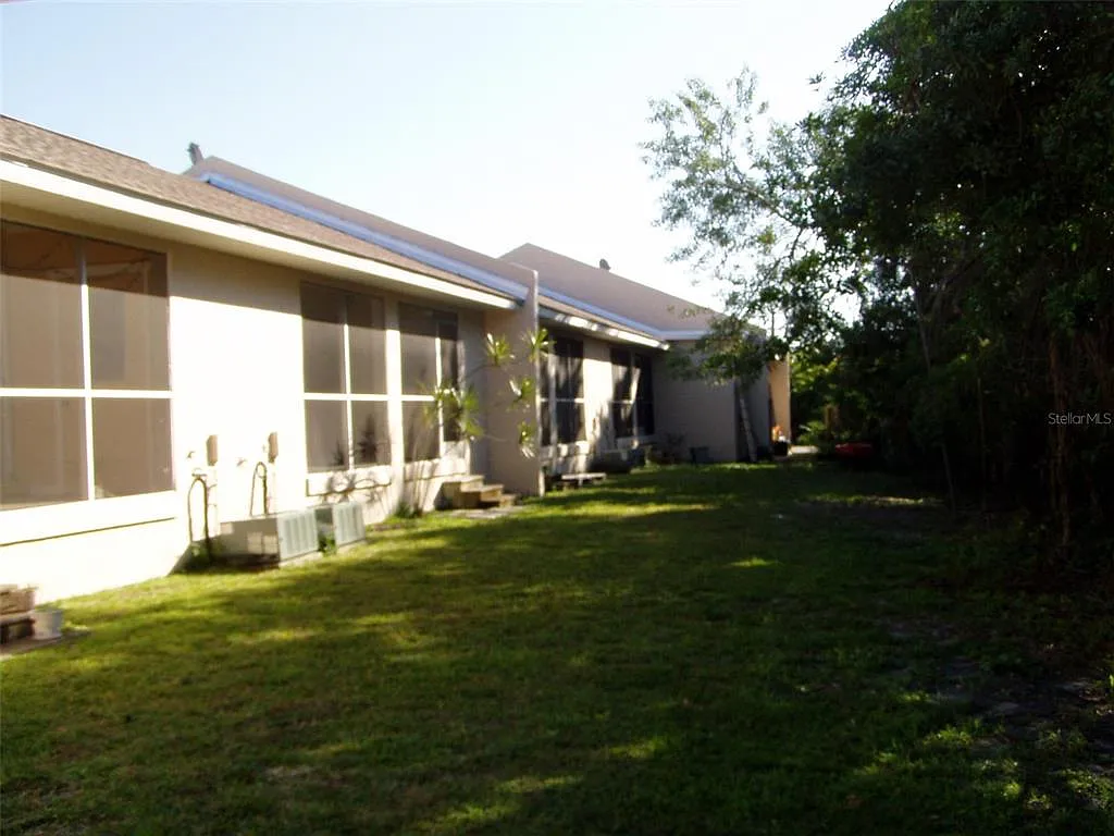 Building Photo - 3121 Vasco St #1