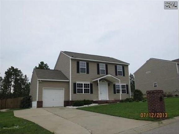3rd image of 371 Woodcote Dr