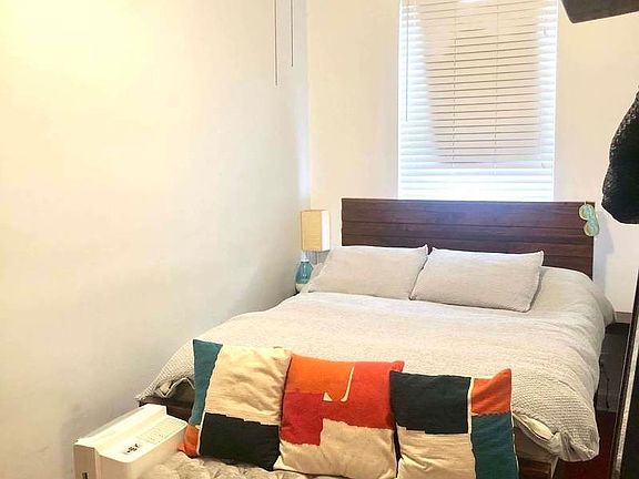 5th image of 116 W 75th St APT 2A