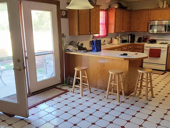 3rd image of 294 Robert Sonnier Ln