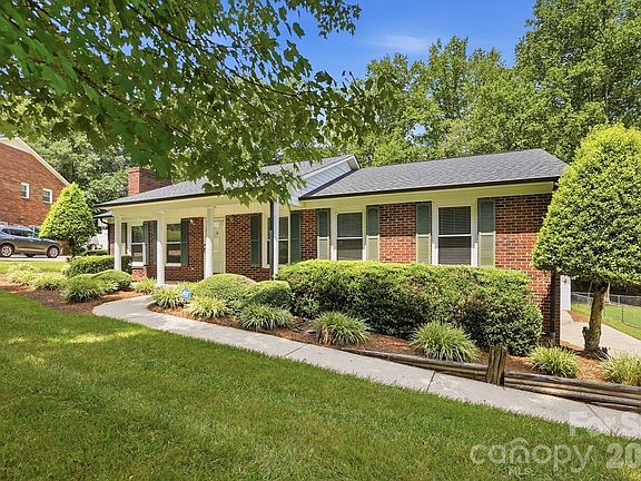 2nd image of 2050 Brownstone Ct