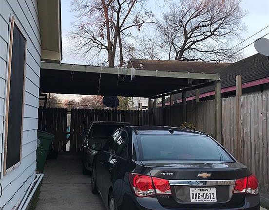2nd image of 7427 Avenue L