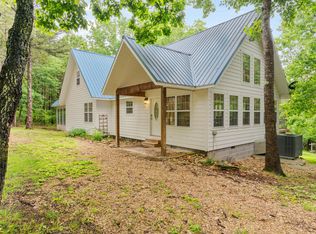 22194 Air Park Dr, Golden, MO 65658