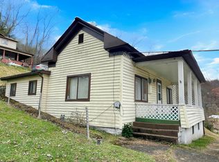 3203 Willey Ave, Farmington, WV 26571