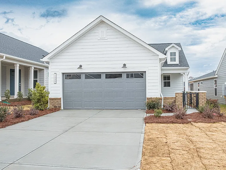 1535 Pebble Shore Ln — Photo 26