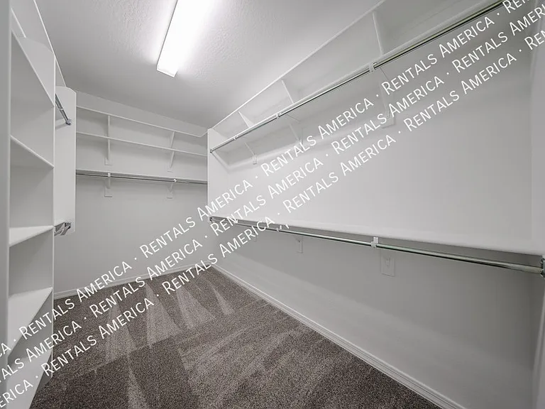 8725 W Windsor Blvd — Photo 31