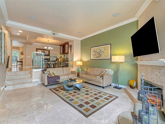 3rd image of 6056 Shadowbrook Cir