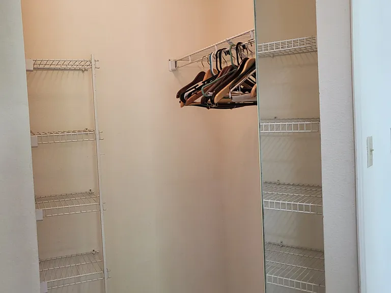 827 Country Club Dr SE #2A — Photo 28
