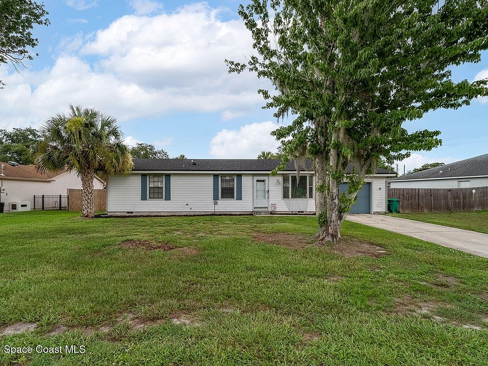 1st image of 6825 Anecia Ave