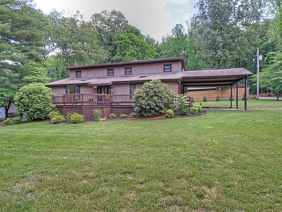 4th image of 511 Baywood Dr
