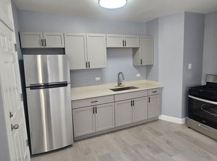 843 E 90th St #1, Chicago, IL 60619