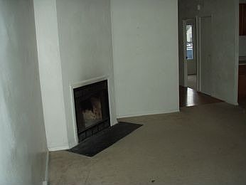 3rd image of 3933 Pollypine Dr