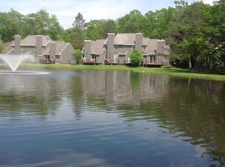 310 Snow Ridge Cir, Lake Harmony, PA 18624