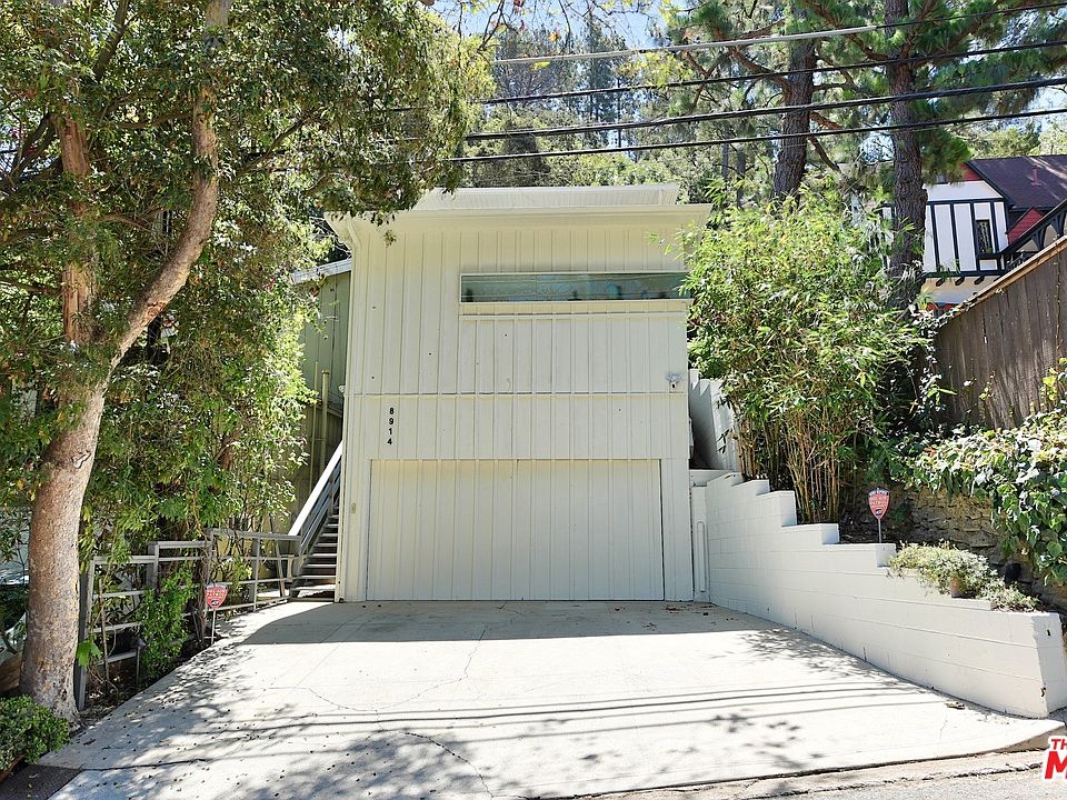 1st image of 8914 Wonderland Ave