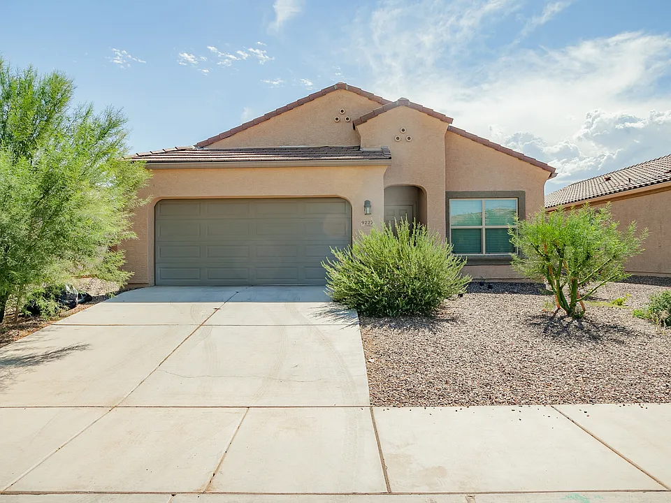 9277 W Creosote Rain Dr