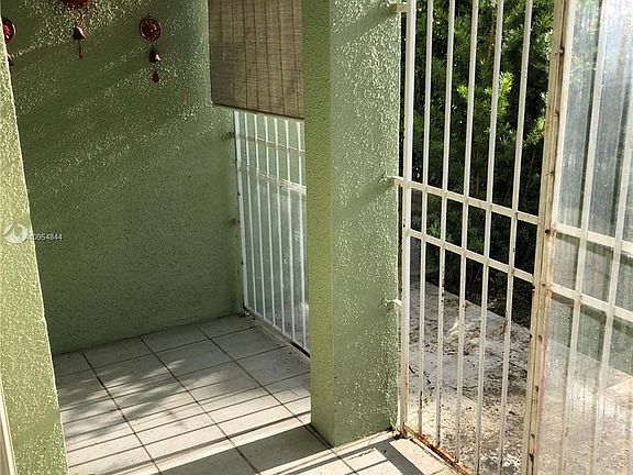 4th image of 11021 NW 7th St #1059