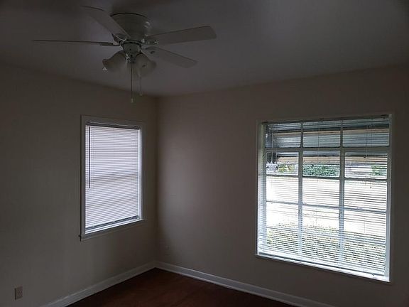 2nd image of 329 Pittman St #B