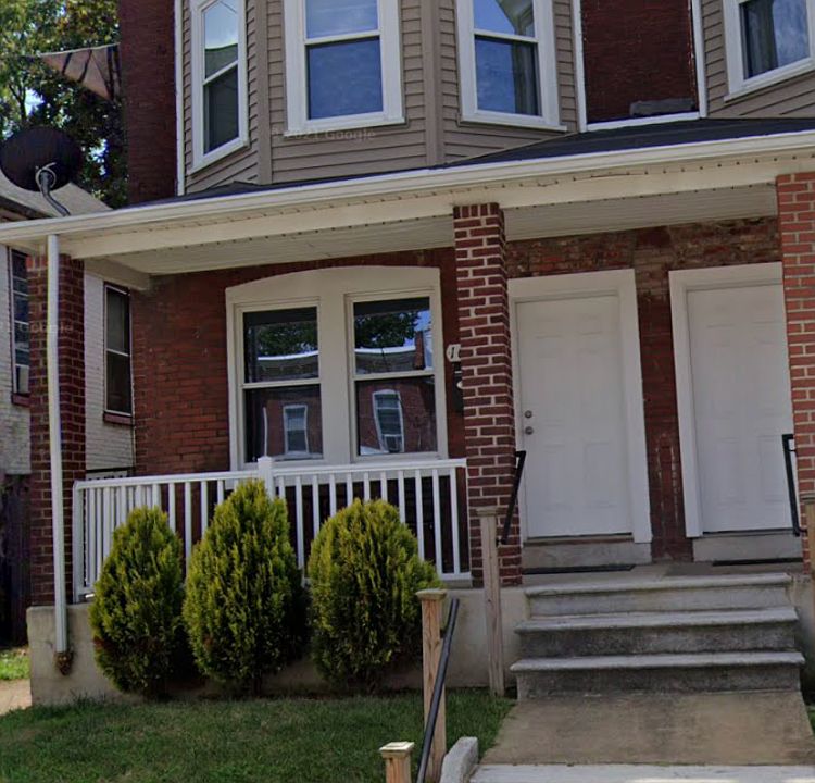 1st image of 1606 Howland St
