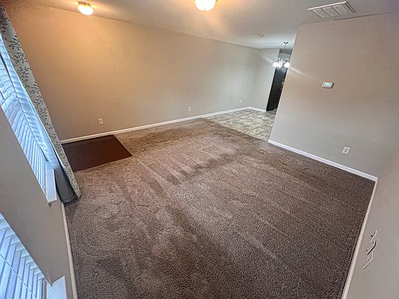 5th image of 125 Swan Haven Ln