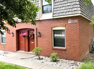 660 Carriage Cir, Pittsburgh, PA