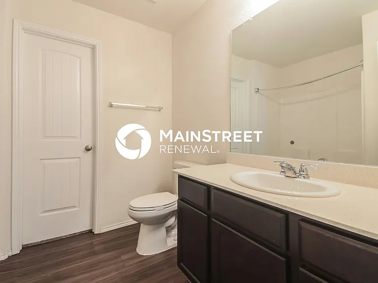 Main Bathroom
