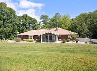 9 Shotwell Dr, Columbia, NJ 07823