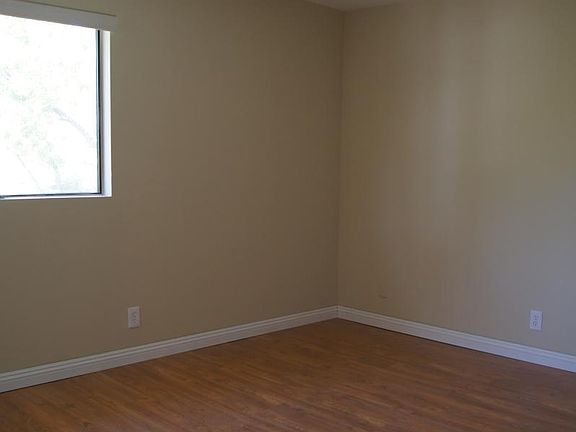 4th image of 452 W California Ave