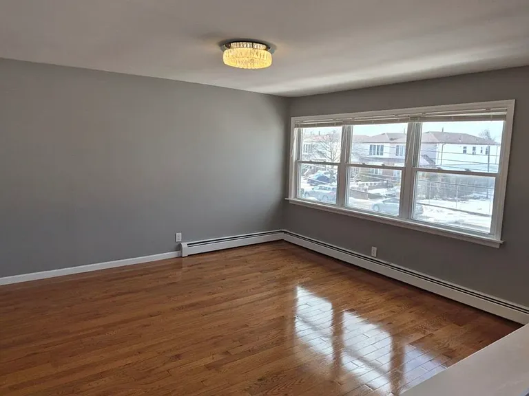 147-15 225th St #2 — Photo 2