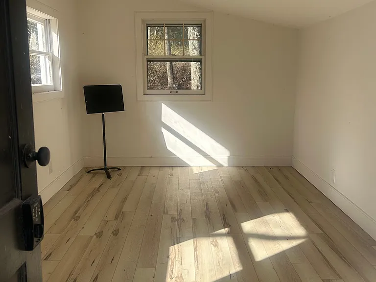 527 Zena Rd — Photo 13
