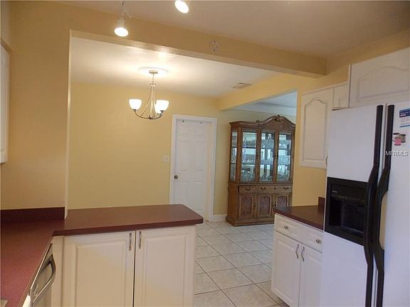 5th image of 4941 30th Ave N