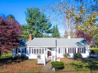 136 Chestnut St, Andover, MA 01810