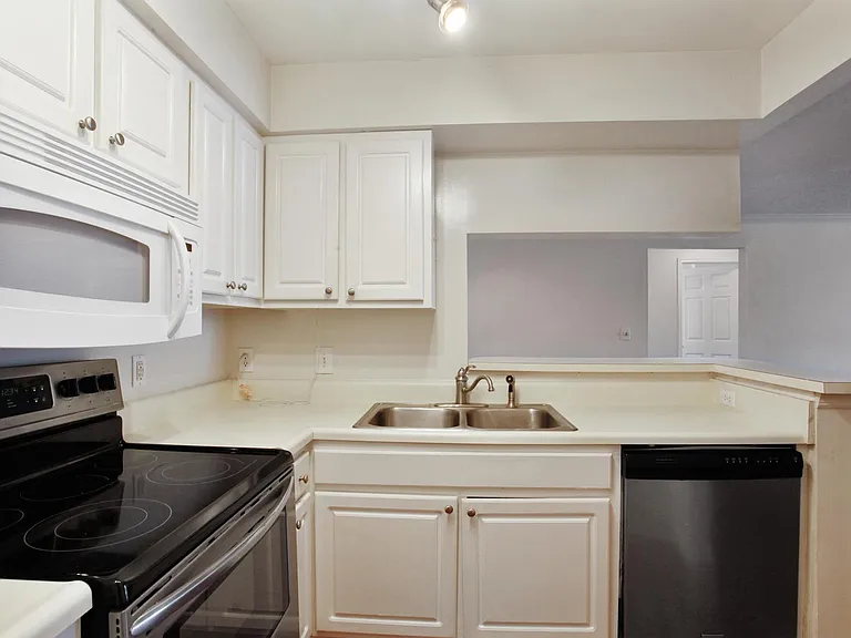 12300 Apache Ave #1122 — Photo 19