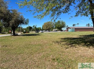 9 Wembly Ct, Ellabell, GA 31308