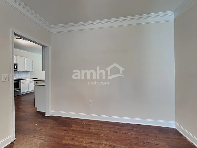 110 Dynasty Ln — Photo 7