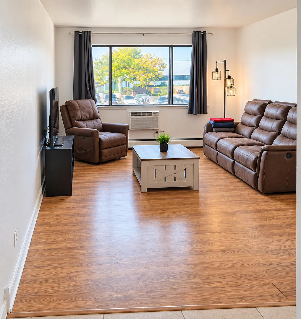 1 bed, 750 sqft, $1,500 — Photo 3