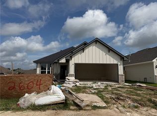 2604 Falcon Ridge Dr, Bryan, TX 77803