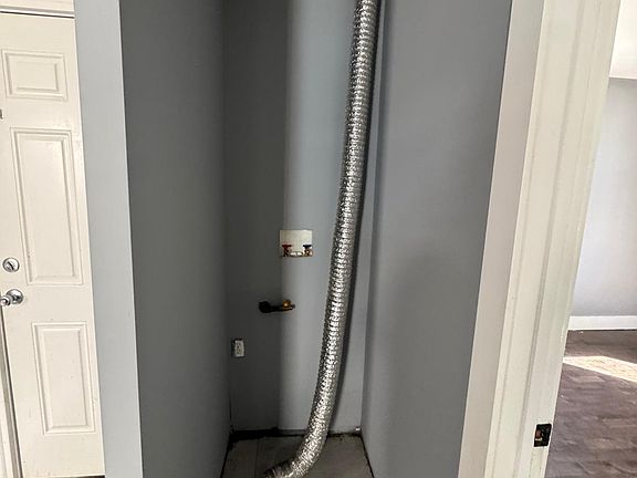 5th image of 179 Hobson St Floor 2
