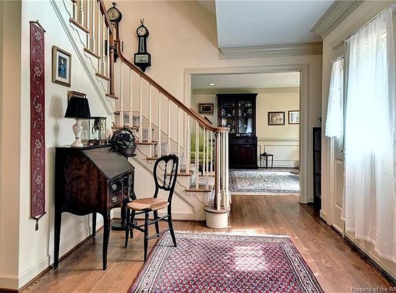 3rd image of 3210 Deerfield Ct