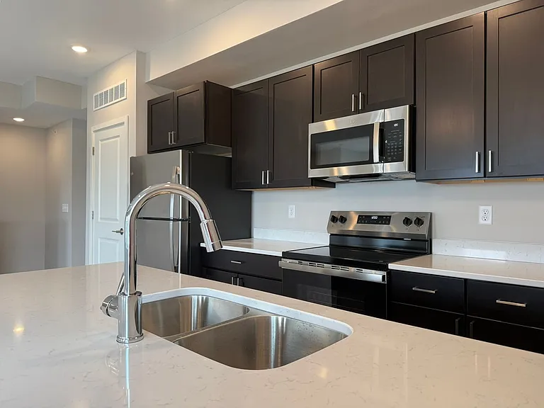 141 Clark Dr SW #2 — Photo 8