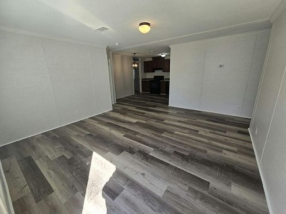 3rd image of 1219 51st Ave E Lot 148