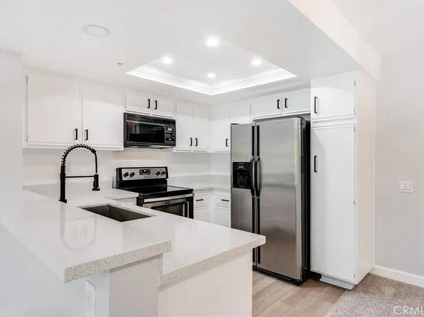 116 N Mine Canyon Rd Unit D, Orange, CA 92869
