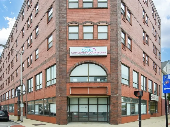 24 Park St #6F, Attleboro, MA 02703