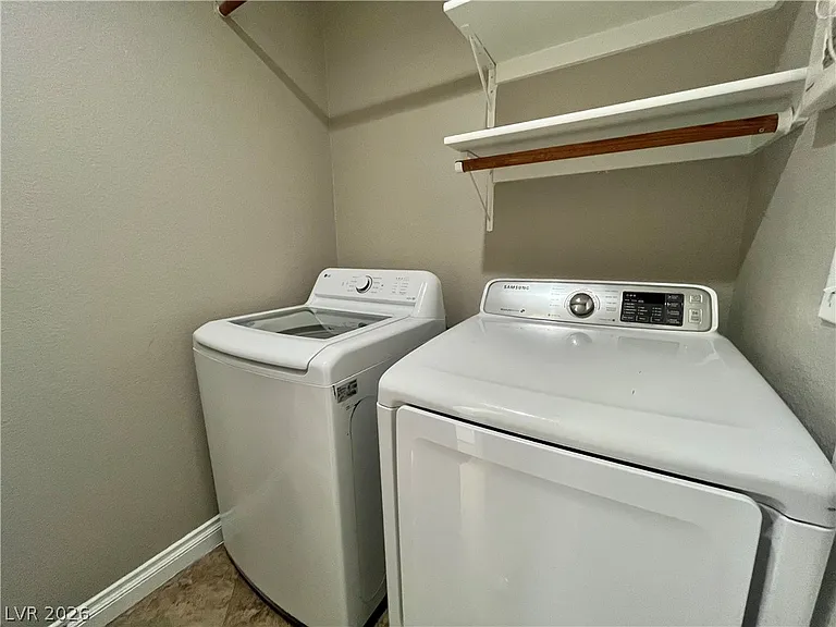 9924 Clover Field Ct — Photo 9