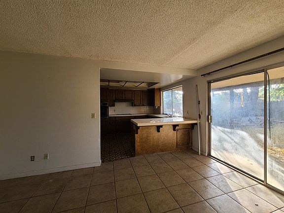 5th image of 257 W Los Altos Ave