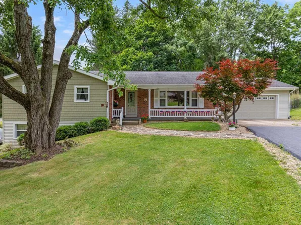 11 Old Orchard Dr, Mount Vernon, OH 43050