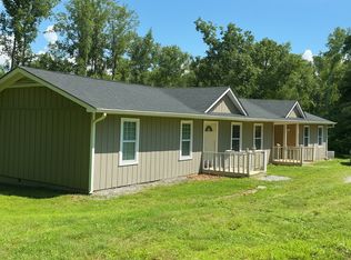 218 Hickory Forest Rd, Chapel Hill, NC 27516